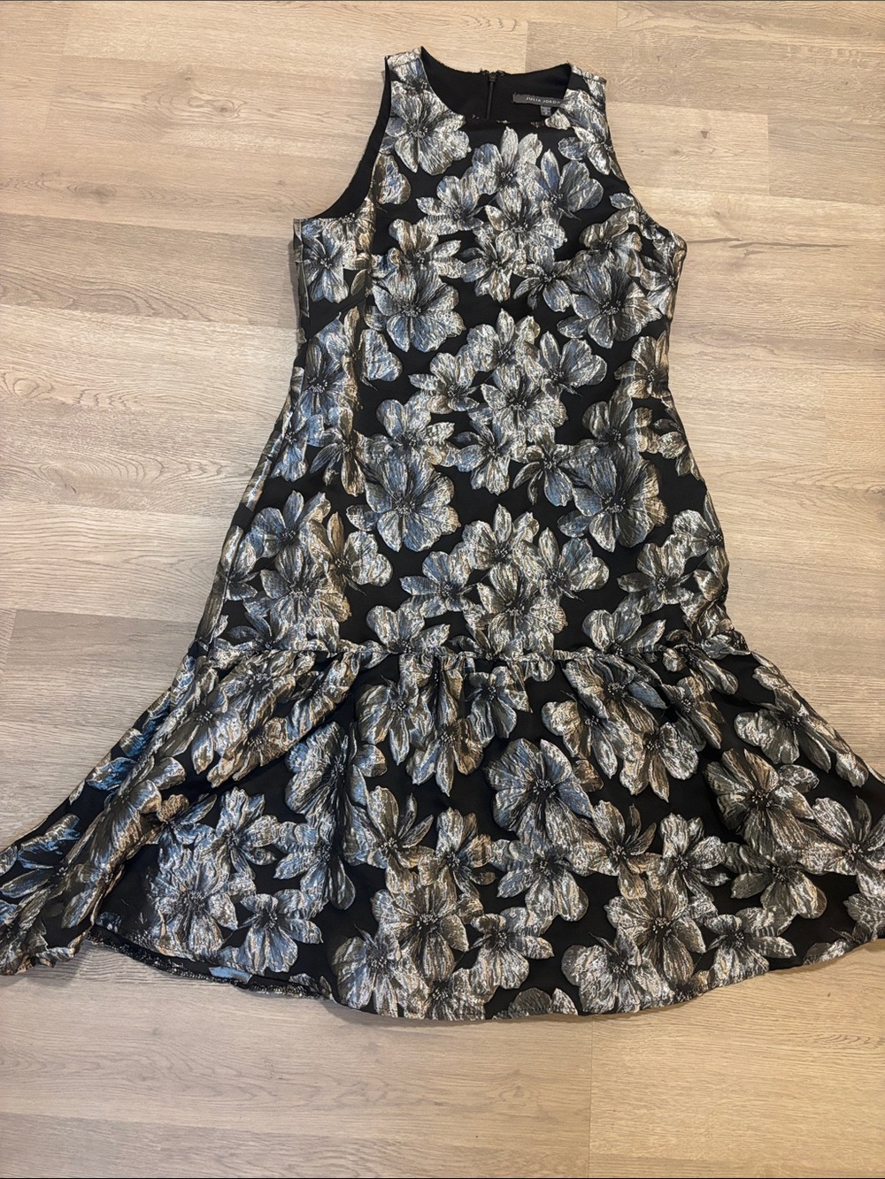 julia jordan Black and Silver Floral Midi Dress - Picture 1 of 6